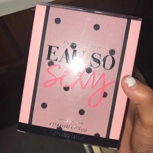 New/Sealed. Victoria Secret Eau So Sexy Perfume